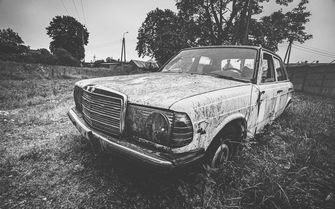 Photo Damaged car